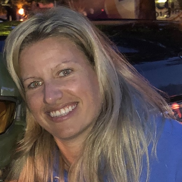 Meet your Posher, Lindsey - Picture 1 of 1